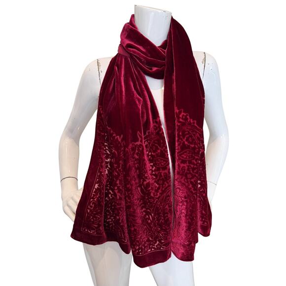 *SOLD Lauren Ralph Lauren Red Silk Rayon Velvet Burnout Scarf Wrap Holiday 74x18 - Picture 1 of 4